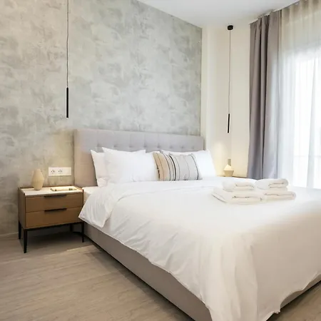 Deluxe Apartment In Kallithea With Balcony & Wifi-3